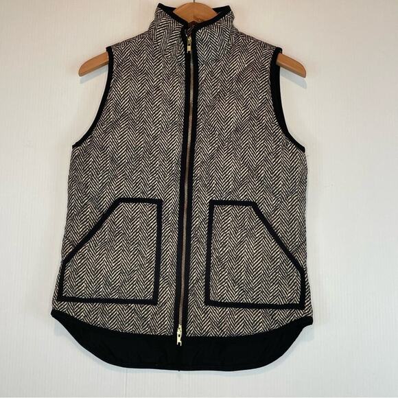 J. Crew herringbone quilted style full zip vest with pockets black trim size XS - Picture 3 of 13